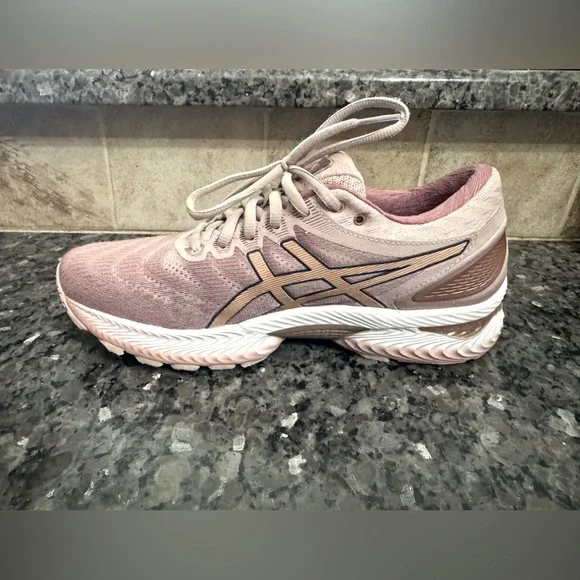 Asics Nimbus 22, Women’s Size 8.5 - Picture 6 of 7